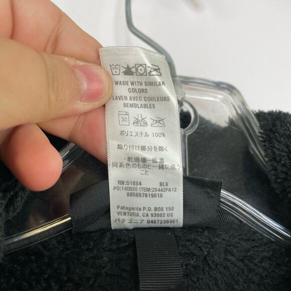 Women's PATAGONIA Polartec 1/4 Snap-T Black Fleece Pullover Sweater Small - Picture 8 of 13